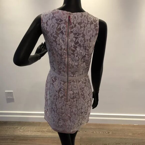 Dolce & Gabbana lace Pink Dress 650$ - Picture 2 of 6